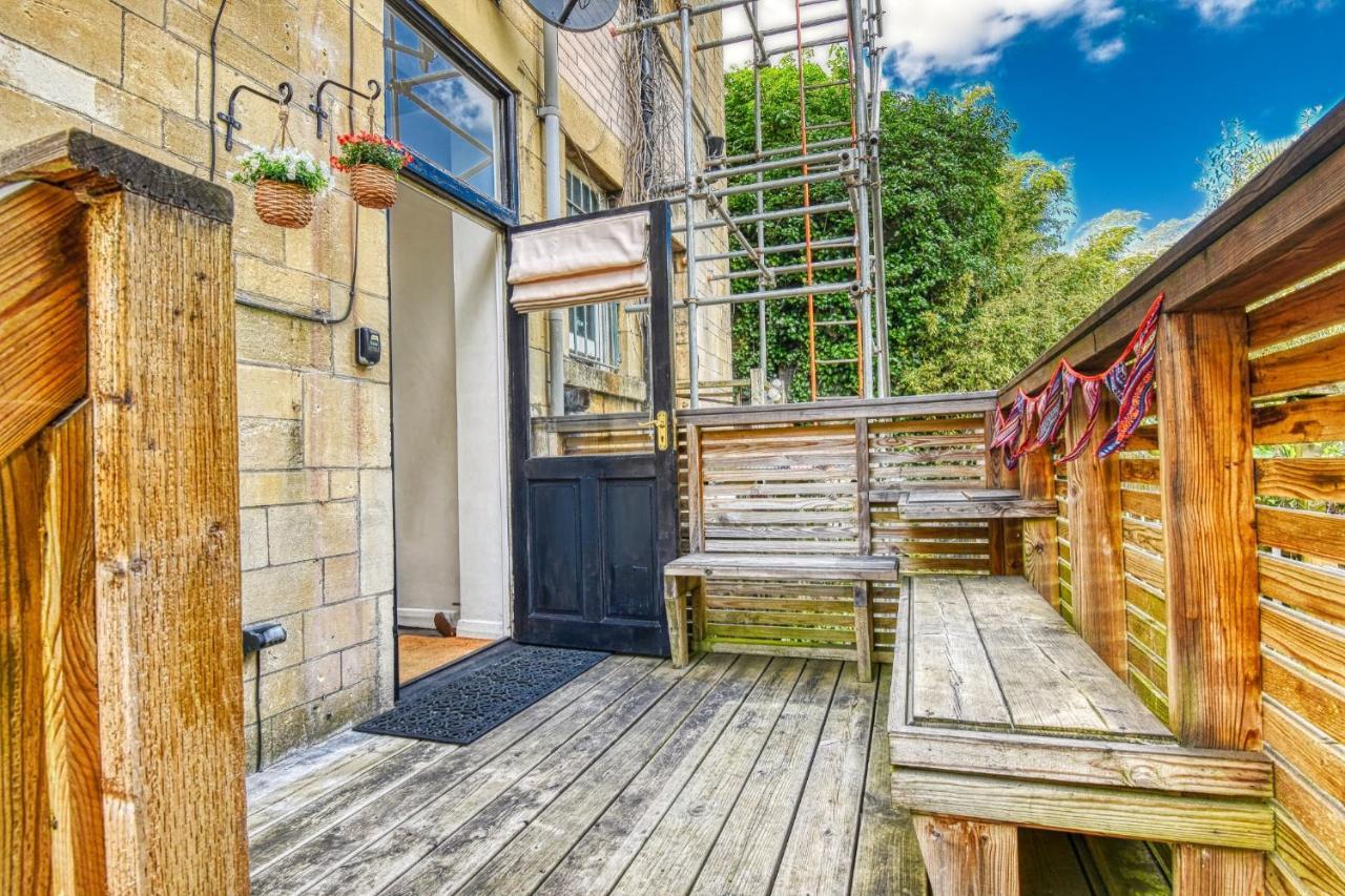 2 Bedroom Apartment In Bath City Centre With Garden & Free Parking Εξωτερικό φωτογραφία