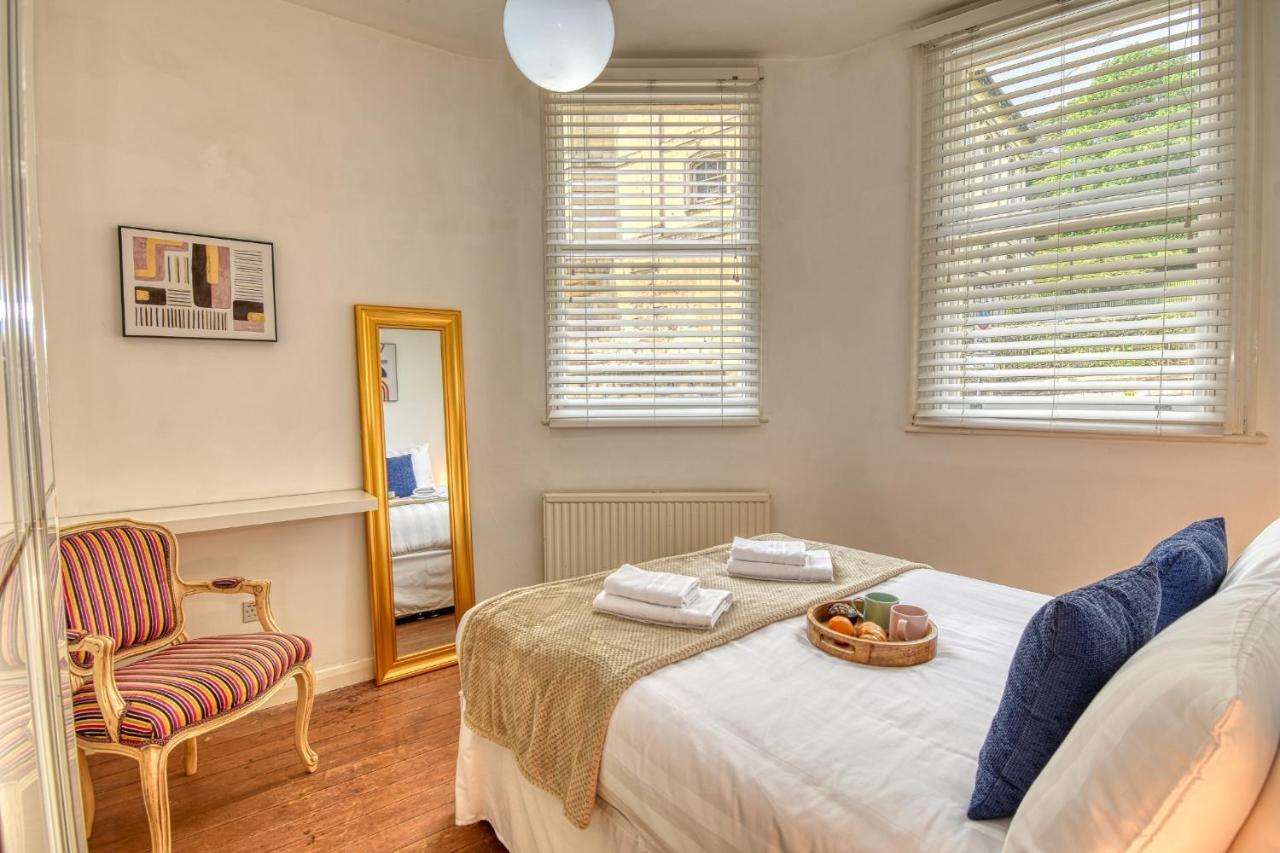 2 Bedroom Apartment In Bath City Centre With Garden & Free Parking Εξωτερικό φωτογραφία